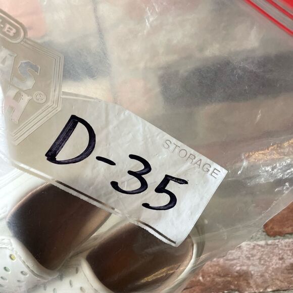 5 for $25🔥Old Navy Off White Slip On Sneakers Baby Size 5 - Picture 7 of 7